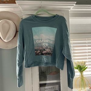 Colsie California sweatshirt size small
